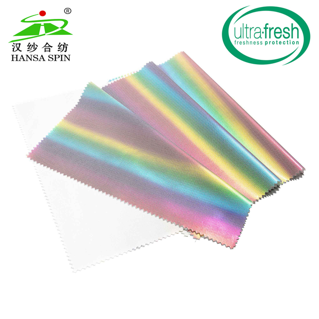 用于夹克制作的高品质和热门流行闪亮彩虹印花 TPU 合成革